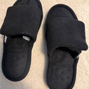 Isotoner Black Textured Slide Slippers